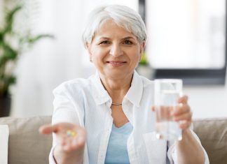 مکمل کلسیم راهکار پیشگیری از شکستگی استخوان سالمندان نیست